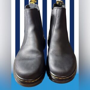 Dr. Martens Unisex Embury Leather Casual Chelsea Boots Women's Size 9/Men's  8
